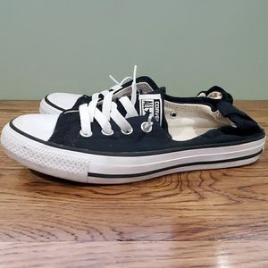 Converse shoreline slip on size 8